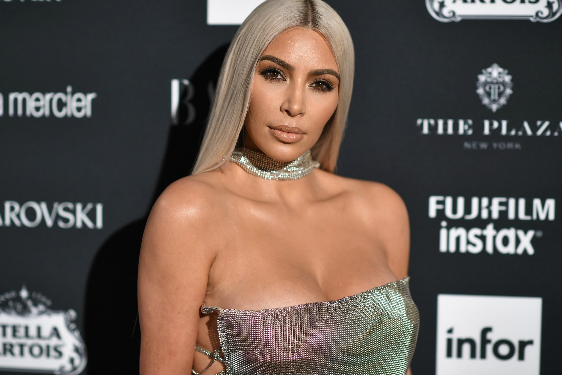Kim Kardashian Says She Dyed Her Hair Blond For That D Very Real