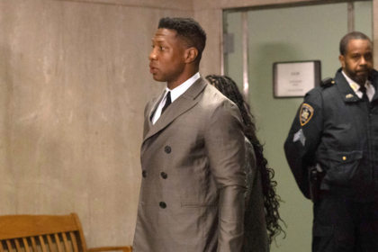 Jonathan Majors walks into the courthouse in New York