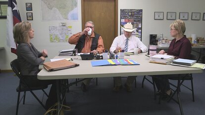 Cold Justice Bonus: Kelly Siegler Meets with Jasper County Investigators (Season 5, Episode 16)