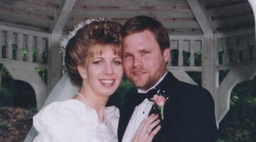A Wedding and a Murder 105: From Honeymoon to Homicide