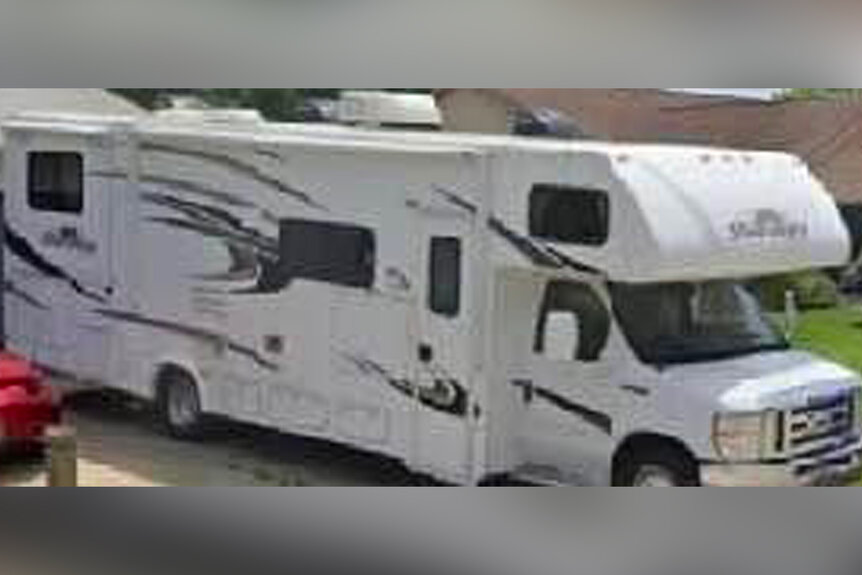 Ronnie And Beverly Barker's RV