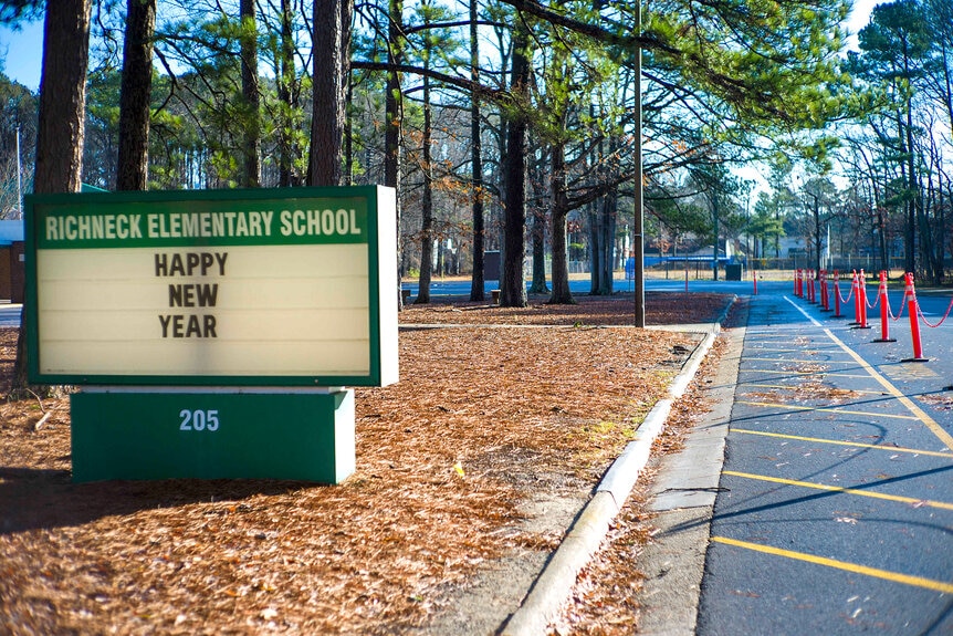 The marquee at the entrance of Richneck Elementary School